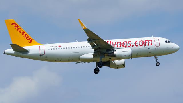 TC-DCM:Airbus A320-200:Pegasus Airlines